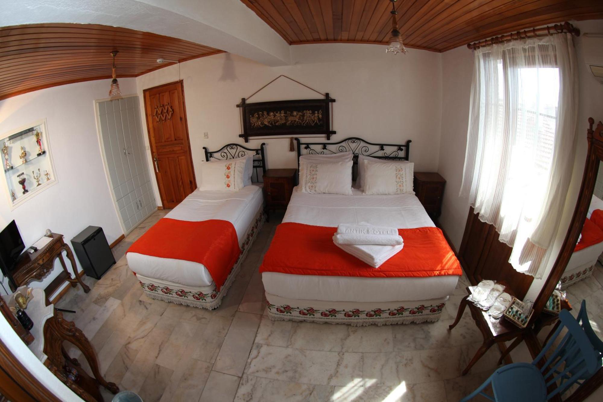 Alacati Antik Motel Çeşme Zewnętrze zdjęcie